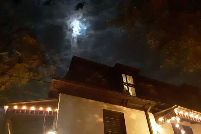 Spirits with the Spirits haunted pub crawl - drinks included - Value: four drinks, guided route, and easy pacing