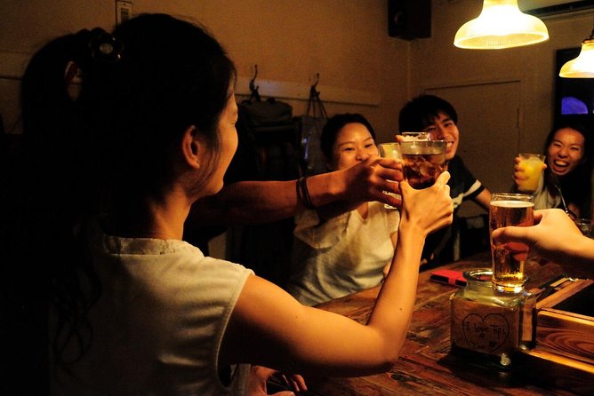 Tokyo - Shinjuku Nightlife: Happy Hour and Karaoke Fun - What’s included: food, drinks, and the cheers moment