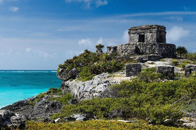 Tulum Coba Cenote and Playa del Carmen 4 places drinks included - Ruins in Two Styles: How Tulum and Coba Fit Together