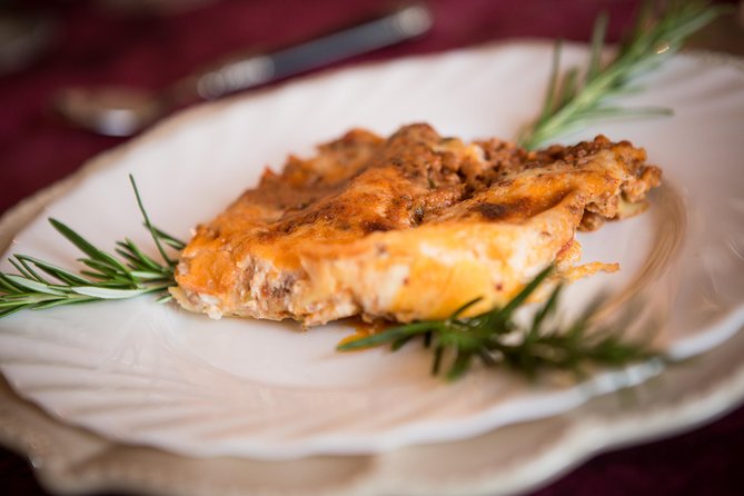 Wine Tasting & Tuscan Lunch - Food and Drinks included - The lunch: 3 courses built for real appetite
