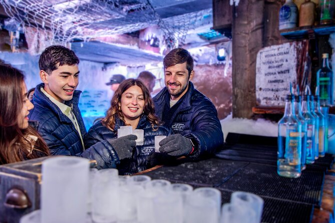 Xtracold Icebar Amsterdam, 3 Drinks Included - Your 45-Minute Flow: Warm Lounge First, Then the Ice Room
